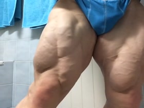 Thumb 4