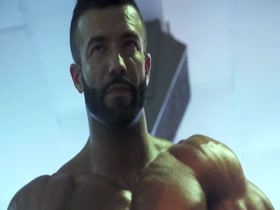 Thumb 16
