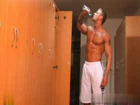 Adorable bodybuider 1