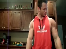 Flex ! sexy joey Sullivan