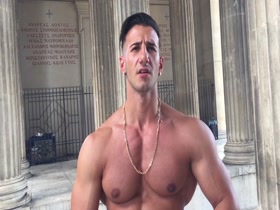 HOT PECS & NIPPLES !!!!