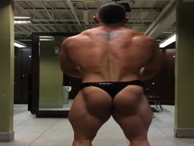 HOT FLEXING !