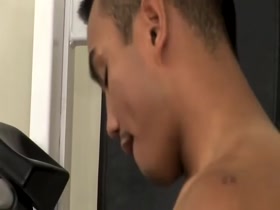 Thumb 12
