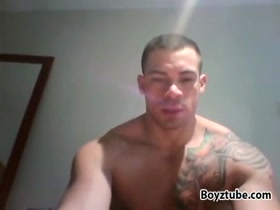 HOT MUSCLE CAM !