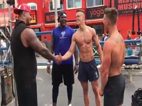 Mike 18 years old bodybuilder