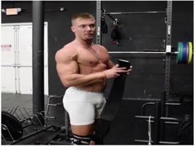 AF Bulging & Squatting