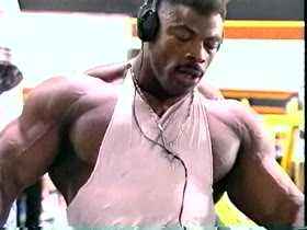 Aaron Baker musclegod