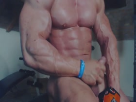 MUSCLE JERK 1
