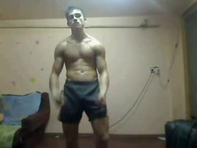 Muscle twink dance