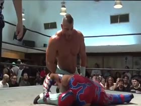 Brian Cage wrestling 15