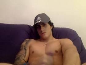 HE'S HOT !
