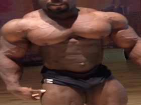 Thumb 4