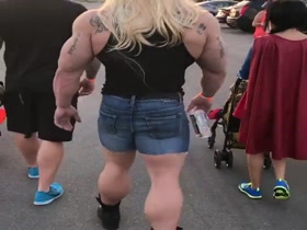 Dallas McCarver 330lb halloween