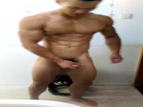 Asian muscle jerk to cum