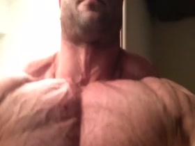 MUSCLE BEAST