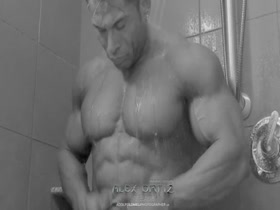 MUSCLE GOD ALEX ORTIZ
