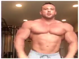 Nick Trigili Flexing webcam