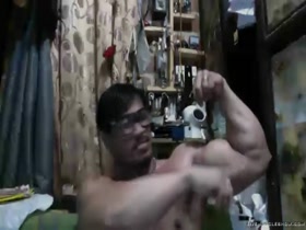 Pro Asian BB Cheng Dun Nude Pose