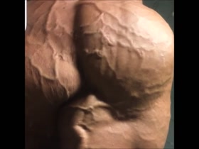 Thumb 12