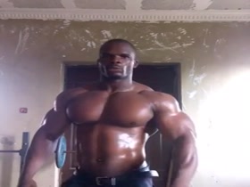 MUSCLE BEAST !