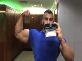 Thumb 11