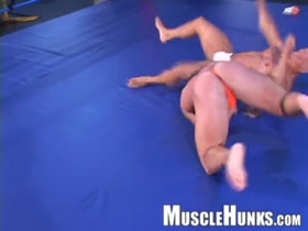 THOSE MUSCLE BUTTS !