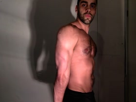 Thumb 12