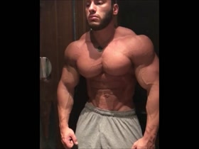 Dan Cristian Posing