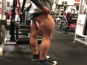 Logan Franklin legs