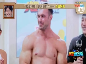 muscle guy lift up two girls