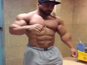 Galal Gogo flexing