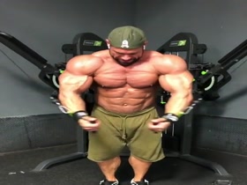 Steve Kuclo - Certified Beefy