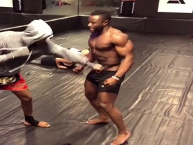 Black beast abs can't be destroyed!