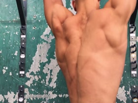 Thumb 12