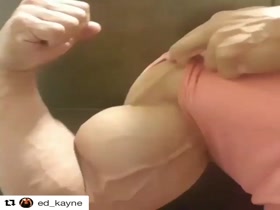 Thumb 12