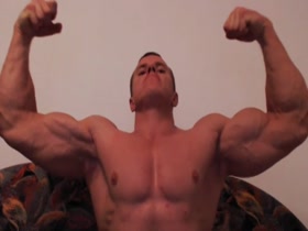 Biceps & Pecs