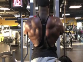 Mass Monster Akim Williams: Monster Back
