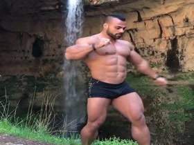 MASSIVE !