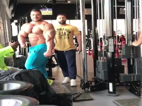 Hassan Mostafa Off-Season Posing 2