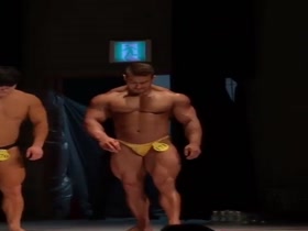 Oh In Geun: Guest posing