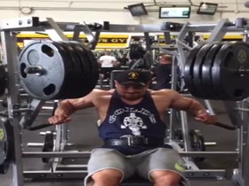 Oh In Geun: Working Pecs