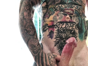 Thumb 16