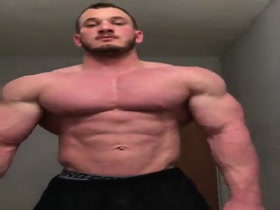 Hot Muscle 3