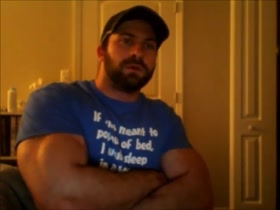 King Darryn the Shirt Stretcher