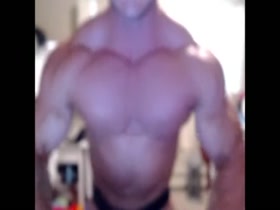 Bodybuilder naked posing
