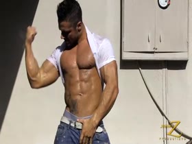 Joey Van Damme - Car Wash