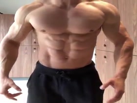 hot body without head 01