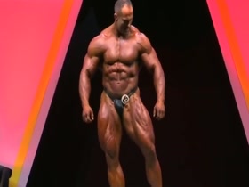 Strike a Pose-Massive