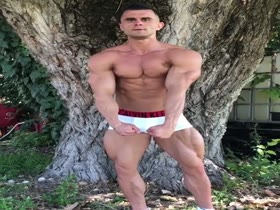 Mikhail Timoshin Posing 01