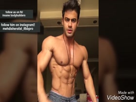 IFBB Pro Mehdi Sherafatt 03